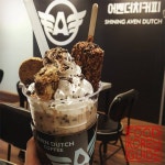 com/drinks/original-pig-frappe  무엇: 오리지널 꿀꿀이프라페 어디: 어벤더치커피, 부산시 금정구 장전온천천로 55... 