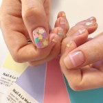 좋아요 965개, 댓글 13개 - Instagram의 네일어라모드 Nail A La Mode(@nailalamode)님: - 꽃송이가🌸 한정판이에요 예약시... 