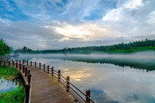 이 두 마을의 경치 흰 강 장백산 바라다