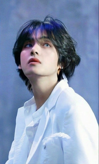 미쳤다..김태형 미모 열일중~^0^ | Kim taehyung, Bts taehyung, Attori coreani