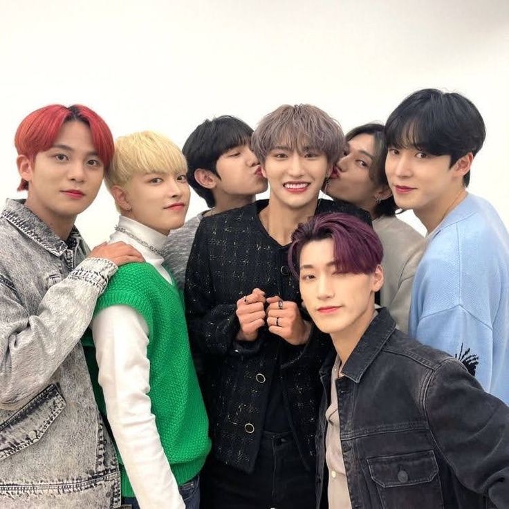 에이티즈 산, 이탈리아 돌체앤가바나쇼 참석 후 인종차별 논란..화제(#)