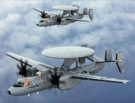 E-2 HAWKEYER | 전투기, 군용기, 헬리콥터