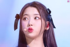 - 지우 : PD노트 : [포토스케치] 무한한 가능성을 탐험하는 ‘NMIXX’의 시선 집중 퍼포먼스! - 지우 : SBS in 2022 | Drop earrings... 