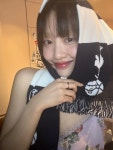 Pin de 170🍓 en 이브 en 2023