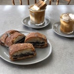 Pin page 얼마만에 애정하는 프레드릭베이커리에 입성 ❁ 격하게 앓이앓이하던 내임자, 앙임자만나러왔어오 ఇ 빠작하고 고소한... 