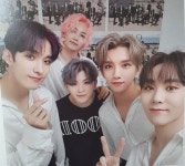 정하니의 :MEYOU on in 2020 | Seventeen performance team, Seventeen leader, Seventeen
