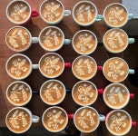 coffee art에 있는 Nadine Whitehead님의 핀 | 라떼아트, 음식 사진, 카페