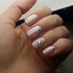Nails with stripes에 관한 상위 25개 이상의 Pinterest 아이디어 | 심플한 네일 디자인, 간단한 손톱 및 라인 네일 아트