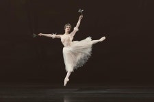 Ballet에 있는 Da Hye Hong님의 핀