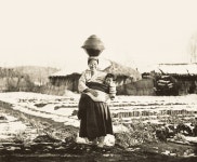 물동이을 인 여인. 눈빛출판사 제공 | 한국의 미술