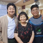 Pin by 초록1 on 연예인 in 2023