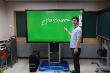 이패스코리아 84인치 LED 전자칠판 설치하였습니다. ^^ 32... 전자칠판 주식회사 스마트터치 http://smart-touch.biz/shop/main/index.php