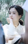 고급스러운 분위기 김태리 사진 모음 | Face photo, Playing with hair, Asian beauty
