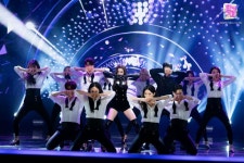 [포토스케치] 꼬리에 꼬리를 무는 매혹적 퍼포먼스! K-POP퀸 선미‘