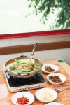 [땅이야기 맛이야기] 강원(11) 누구나 다 편들고 싶어지는 맛, 짐포리식당 | Decorative tray, Food