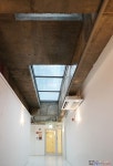 스몰하우스 빅도어/물류창고에서 호텔로. 업사이클링 호텔 Small House Big Door | Ceiling lights, Home decor, Decor