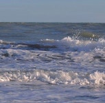 Pin by 청춘을 빌미로 on 예쁜 | Ocean, Summer waves, Beach