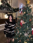 Pin page Pin by photograph on 내가 사랑하는 모든 것들에게 | Christmas sweaters, Holiday decor, Holiday