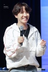 호프아이스 (@HOPEYES218) | Twitter | Hoseok, Jung hoseok, Bts j hope
