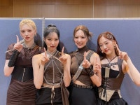 IRRIS [아이리스] | Coreanas, Australianos, Kpop