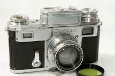 CAMERA에 있는 Yongsig Han님의 핀