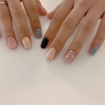 Nails에 있는 Moonnnnn_1712님의 핀 - 2021 | 네일 아이디어, 완두콩