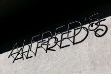 alfreds-01 | 인테리어, 디자인, 간판