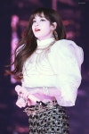 171225 리사 가요대전 #블랙핑크 #BLACKPINK #리사 #LISA HQ ▷ blackline.kr/136 디즈니에나 있을법한 공주 비주얼