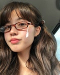 🌸 ⃞ㅤㅤ୨ৎㅤㅤ𝆬ㅤ 𝟑𝟑𝟑ㅤ۪ㅤ۫ 𔓘ㅤ۫꒱ | Glasses for round faces, Eyeglasses for round face, Aesthetic girl