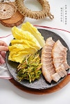 삼겹살 수육 맛있게 삶는법 돼지고기 수육 삶기 무수분 보쌈 돼지 수육 삶는법 삶는시간 - 2023 | 요리, 삼겹살, 돼지고기