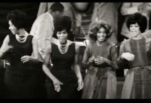 Pin page My Idol Twin Florence Ballard에 있는 Angelete Ashley님의...