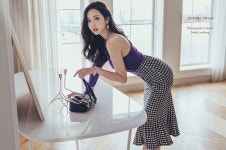 이연정(lee yeon-jeong/Yellong) 이연정(lee yeon-jeong/Yellong) | Dresses with sleeves, Fashion, Dress