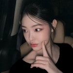 Pin page Pin van HEARTS2HEARTS & IFEYE COMING O op S17 LYNN (린)