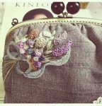 #핸드메이드 #프랑스자수 #김해프랑스자수 #김해장유자수수업 #수강생님솜씨 ~~~ | Embroidery patterns, Embroidery, Purses
