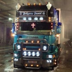 Pin by 경보 박 on Trucks and buses | Big rig trucks, Truck lights, Volvo trucks