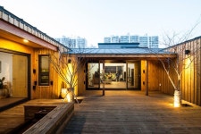 카페 같은 분위기의 중정이 있는 대전의 목조 주택 | 호미파이 & homify