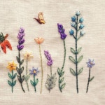 #프랑스자수 #프랑스자수소품 #야생화자수 #야생화자수소품 #자수타그램 #인스타그램 #꽃자수 #취미 #케이블루 #코지코코 #나비... 