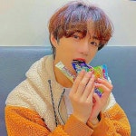 투모로우바이투게다에 있는 마이님의 핀 - 2021