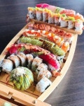 Sushi boat에 관한 상위 25개 이상의 Pinterest 아이디어 | 스시, 사시 미 및 연어 초밥