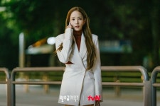 Love in Contract (2022) / 월수금화목토