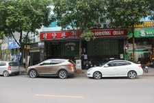 하노이 쭝화거리에 있는 평양관이에요