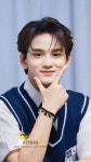 ZAYYAN (자얀) 🦡 di 2024 | Penyimpanan foto, Pria tampan, Foto kekasih