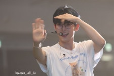 말랑카우홍조베이비 on X | 로고