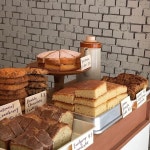 ⠀ #연남동 #먼데인베이크샵 주말 좋아 :) | Cafe food, Food, Yummy food