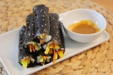 Le Mayak gimbap(마약김밥) fait est un kkoma gimbap à la sauce moutarde. Le gimbap (김밥) est un des plats princ… en 2020... 