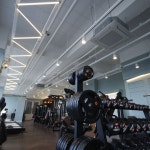 헬스장인테리어에 있는 핀