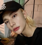 HYUNJIN IS MY MAMA 현진이는 우리 엄마야! HYUNJIN IS MY MAMA 현진이는 우리 엄마야! | Apple watch faces, Watch faces, Kpop