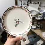 Instagram의 ➿님: “앵두잎 #그릇세트 오늘두 4시간컷 🍒 #도자기핸드페인팅#춘천카페 #맘인더가든#도자기그릇 #그릇스타그램#주말일상... 