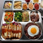 💕숙이네도시락💕 on Instagram: “#돈가스 #식판밥... 하는 게 좋을 듯 해서요. 불편했지만 지금까지… - 2021 | 식사, 식품 아이디어, 돈가스