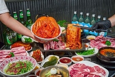 태백김치삼겹살 고기집
